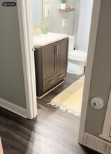 32 N Belvedere Blvd, Unit 2 in Memphis, TN - Foto de edificio - Building Photo