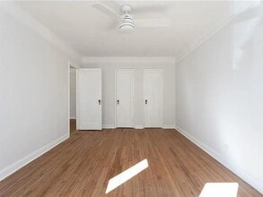 415 Ocean Pkwy in Brooklyn, NY - Building Photo - Building Photo