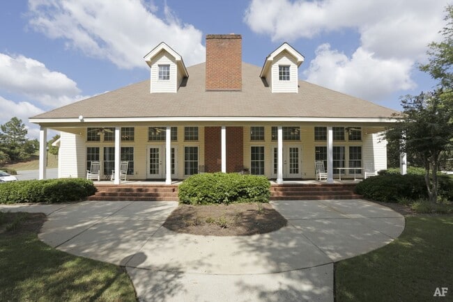 121 Wexford Dr