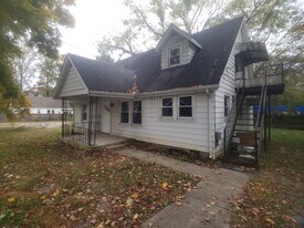 810 E Vine St in Murfreesboro, TN - Building Photo