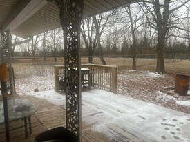 5849 US-60 in Brookline, MO - Building Photo