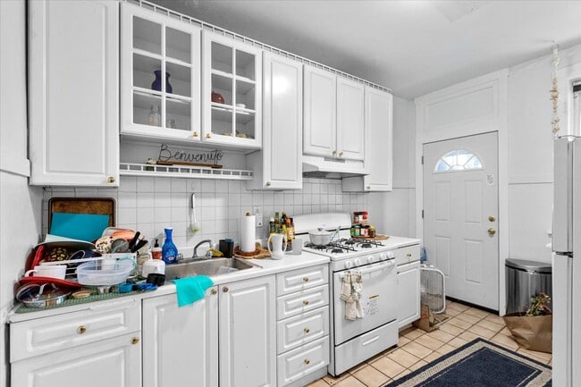 property at 1441 W North Shore Ave