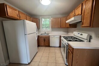 22 High St in Montclair, NJ - Building Photo - Building Photo