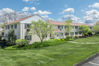 Pine Creek in Chalfont, PA - Building Photo - Building Photo