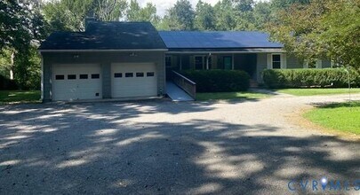 3346 Blueberry Hill Ln in Mechanicsville, VA - Building Photo - Building Photo