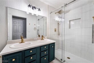 1547 Jenny Linn Dr in Henderson, NV - Building Photo - Building Photo