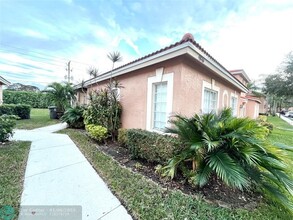 9846 Kamena Cir in Boynton Beach, FL - Building Photo - Building Photo