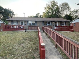 177 25th St SE in Massillon, OH - Building Photo