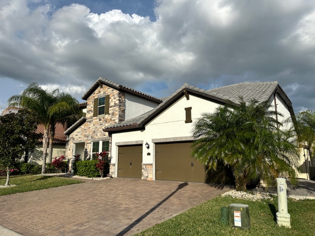 7944 Chilton Dr in Orlando, FL - Building Photo - Building Photo