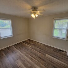 319 N Franklin Ave in Cookeville, TN - Building Photo - Building Photo