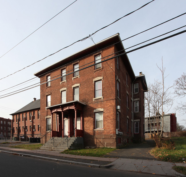 149-151 Wooster St in Hartford, CT - Building Photo - Building Photo