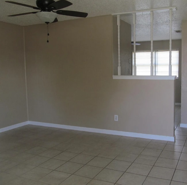 208 Rosa Blvd in Clovis, NM - Building Photo - Building Photo
