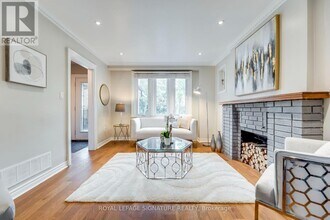 118 Blantyre Ave in Toronto, ON - Building Photo - Building Photo