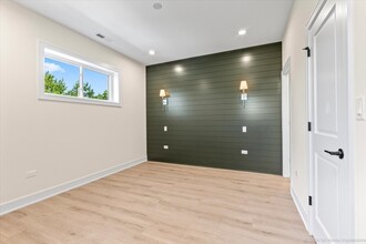 6546 S Drexel Ave in Chicago, IL - Building Photo - Interior Photo