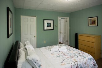 42 Everett St, Unit #2 in Boston, MA - Foto de edificio - Building Photo