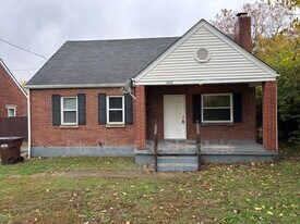 1404 Carolina St in Middletown, OH - Building Photo