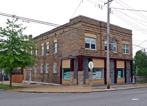2700 Macklind Ave in St. Louis, MO - Building Photo - Building Photo