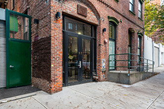 37 S 3rd St in Brooklyn, NY - Building Photo - Building Photo