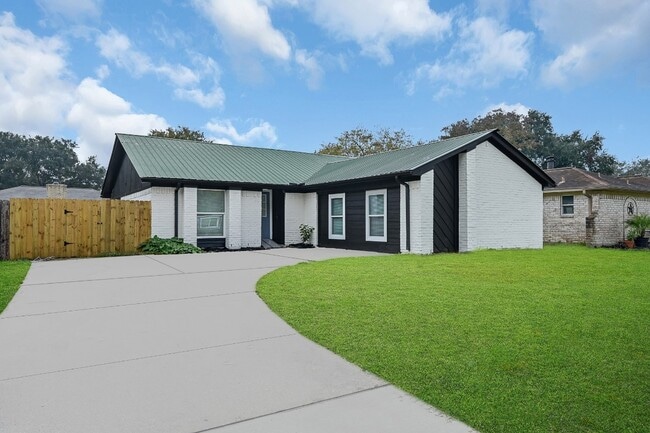 property at 2903 Dunrich Ct