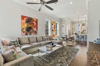 916 W Peach St in Fort Worth, TX - Building Photo - Building Photo