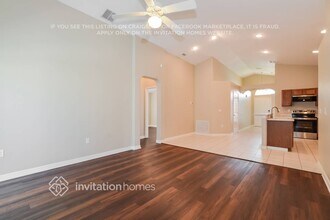 102 Vine Dr in Davenport, FL - Building Photo - Building Photo