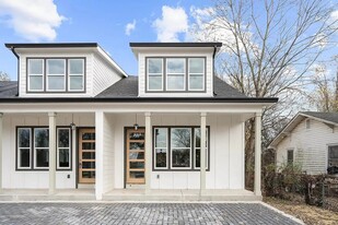 4318 Woods St in Old Hickory, TN - Building Photo