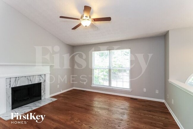 5514 Chestnut Creek Ln in Flowery Branch, GA - Building Photo - Building Photo