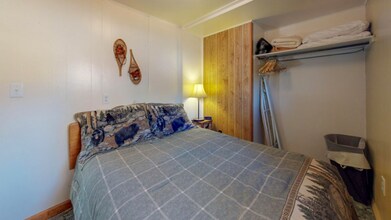 2185 Eagle Cliff Rd in Estes Park, CO - Foto de edificio - Building Photo