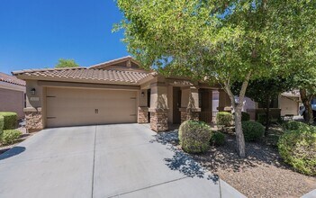 4261 E Bonanza Rd in Gilbert, AZ - Foto de edificio - Building Photo