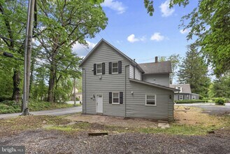 1841 Hillside Rd in Pikesville, MD - Building Photo - Building Photo