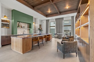 Enclave Creedmoor in Creedmoor, TX - Foto de edificio - Interior Photo