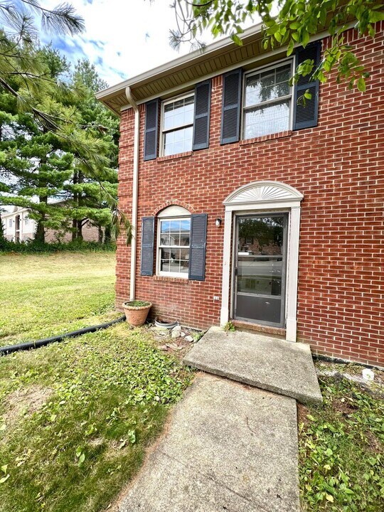 227 McDaniel Ave in Richmond, KY - Building Photo