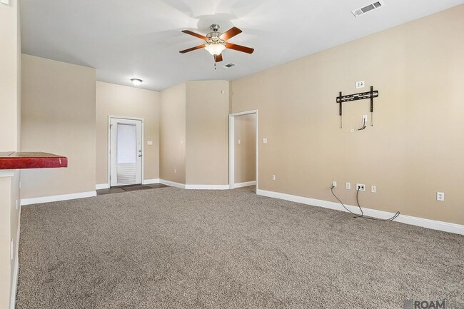 11176 Merlo Dr in Hammond, LA - Foto de edificio - Building Photo