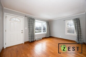 1636 W Marshall St in Ferndale, MI - Building Photo - Building Photo