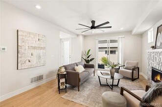 3075 S Delaware St in Englewood, CO - Building Photo - Building Photo