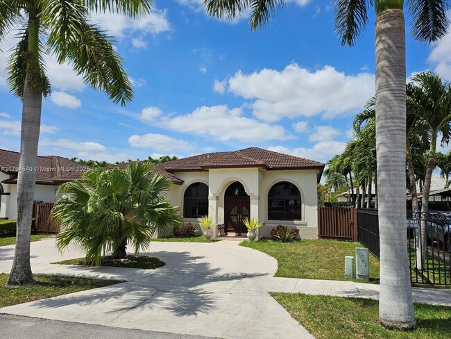 14761 SW 32nd Ln in Miami, FL - Building Photo - Building Photo