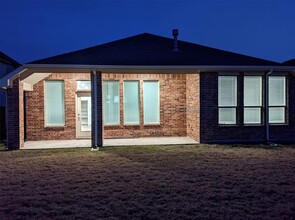 2705 Dancing Flame Dr in Denton, TX - Building Photo - Building Photo