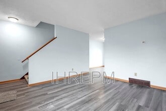 1726 River Bend Rd in Columbus, OH - Building Photo - Building Photo