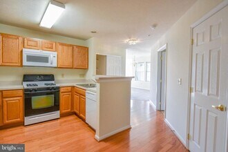 45521 Westmeath Way in California, MD - Building Photo - Building Photo