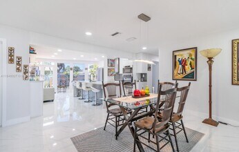 6613 Westwood Blvd in Tamarac, FL - Building Photo - Building Photo