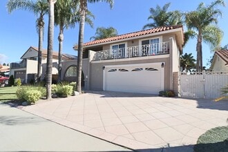 1470 Dara St in Camarillo, CA - Building Photo - Building Photo