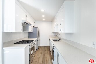 1026 6th St in Santa Monica, CA - Building Photo - Building Photo