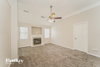 6929 Lowen Rd in Charlotte, NC - Building Photo - Building Photo