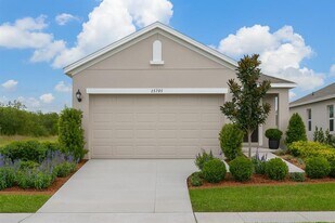 6625 Great Bear Dr in Lakeland, FL - Building Photo