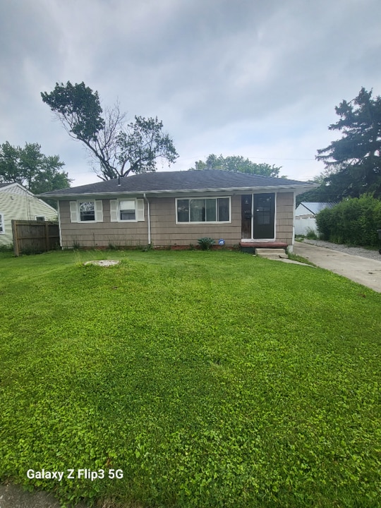 1339 Shady Lane Rd in Columbus, OH - Building Photo