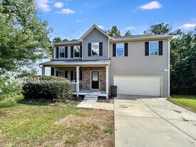 345 Westridge Cir in Dallas, GA - Building Photo