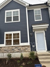 2417 Hedge Maple Dr in Raleigh, NC - Building Photo - Building Photo