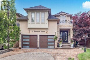 28 Billancourt Cres in Brampton, ON - Building Photo