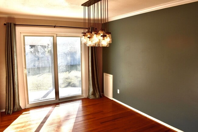 2225 Helsley Ave in Norfolk, VA - Building Photo - Building Photo
