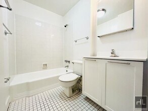 EAST 36 STREET in New York, NY - Building Photo - Building Photo